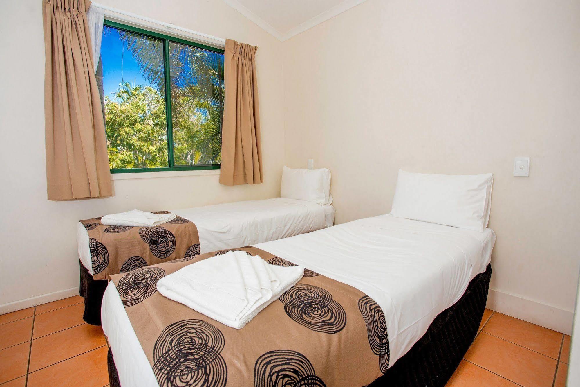 Nrma Bowen Beachfront Holiday Park Exterior photo